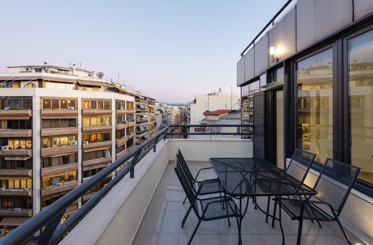 Ace Location | Luxury Building Apartment Солун Екстериор снимка