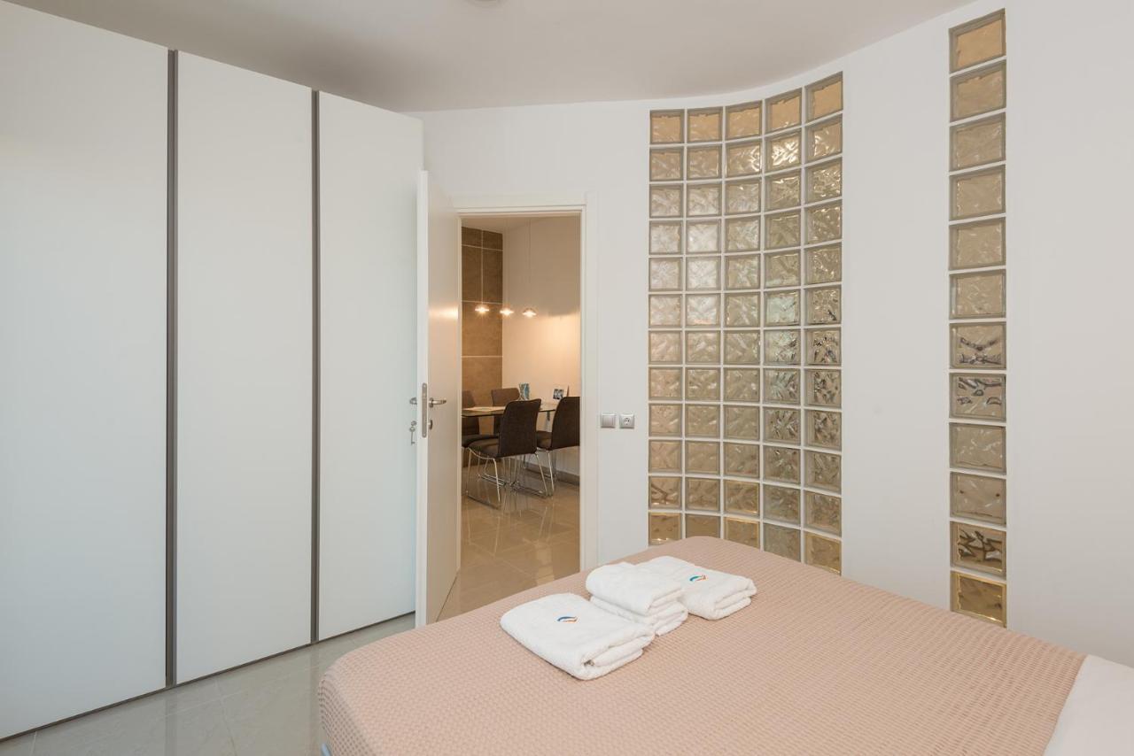 Ace Location | Luxury Building Apartment Солун Екстериор снимка