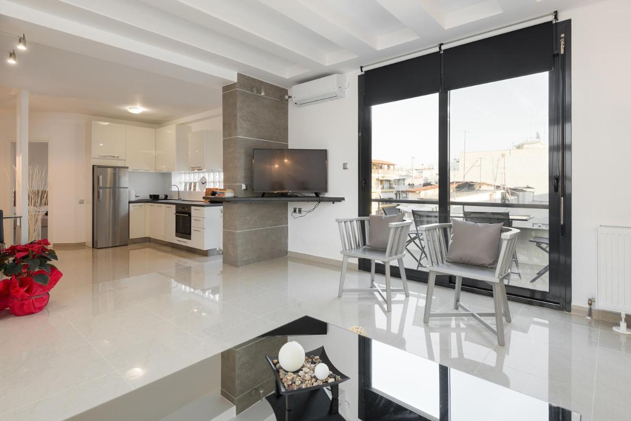 Ace Location | Luxury Building Apartment Солун Екстериор снимка